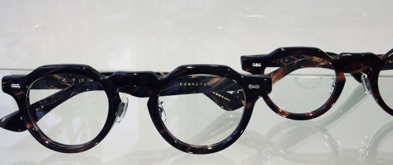 金子眼鏡　セルロイド　黒縁　メガネ　シンプル
